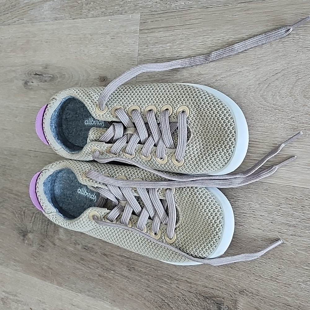 Olive Allbirds Tree Pipers Size 7